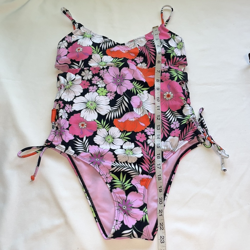 SALT + COVE JUNIORS LACE-UP-SIDES ONE-PIECE SWIMSUIT Sz LARGE - Picture 6 of 11